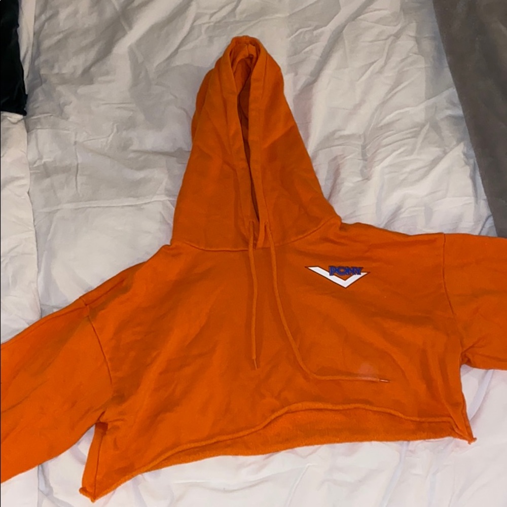 Pony Crop Sweatshirt